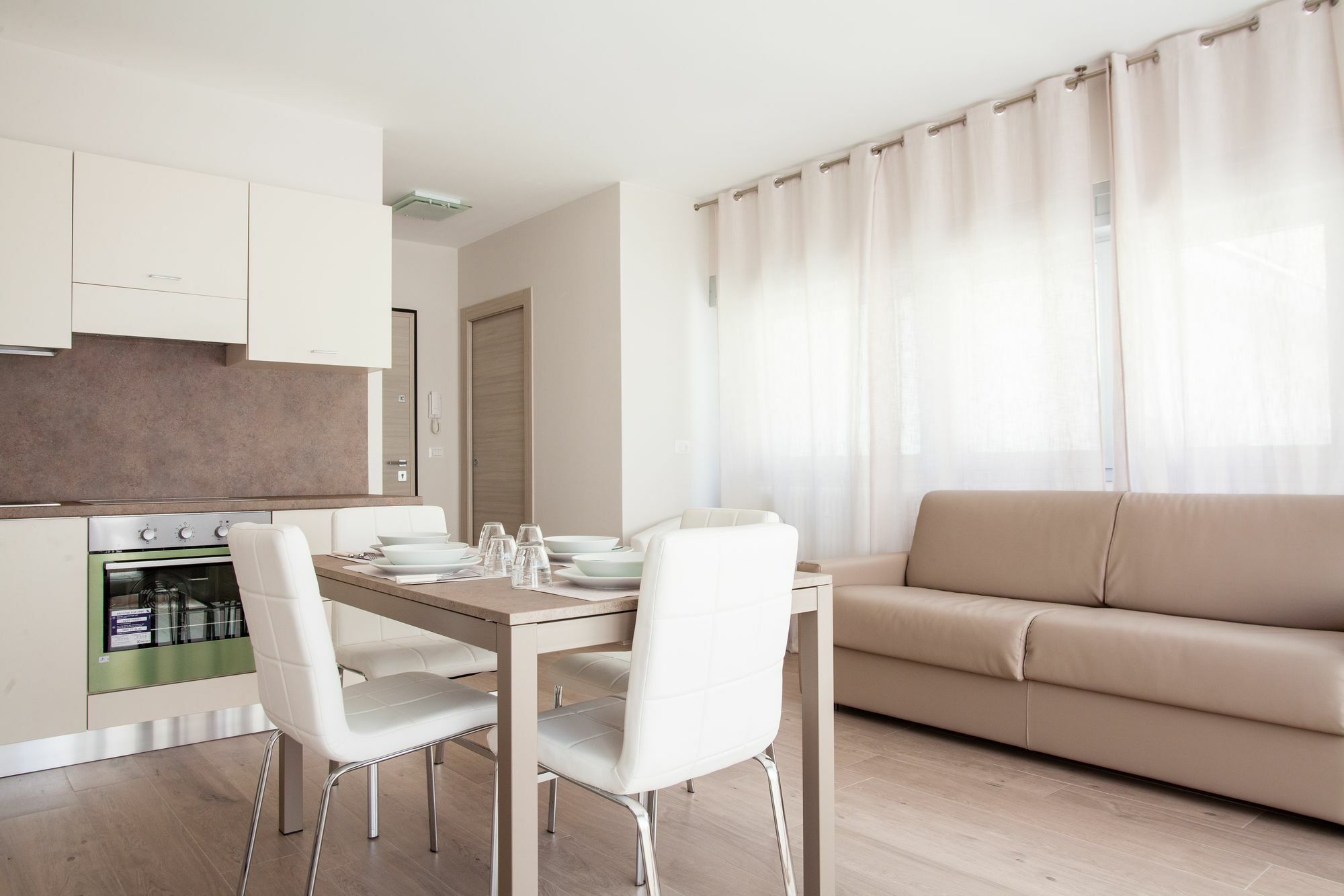 Astoria Suite Apartments Bologna Buitenkant foto